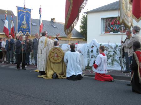 Juin 2009 - Procession du Saint-Sacrement
