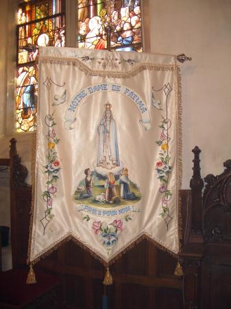Bannière de Notre-Dame de Fatima